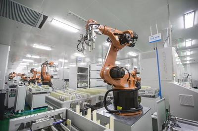 湖南省委副書記烏蘭考察桑頓新能源，強調支持科技創新與成果轉化